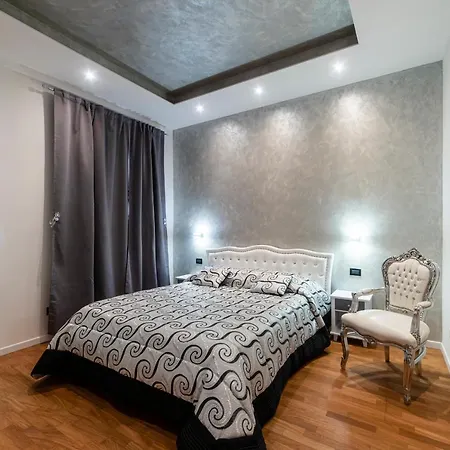 Fashion Silver Apartman