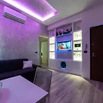 Fashion Silver Apartament *